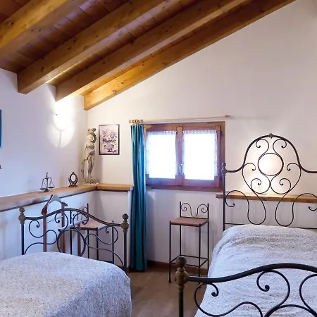 Dom wakacyjny Locazione Turistica Gobbetti - Dgo410